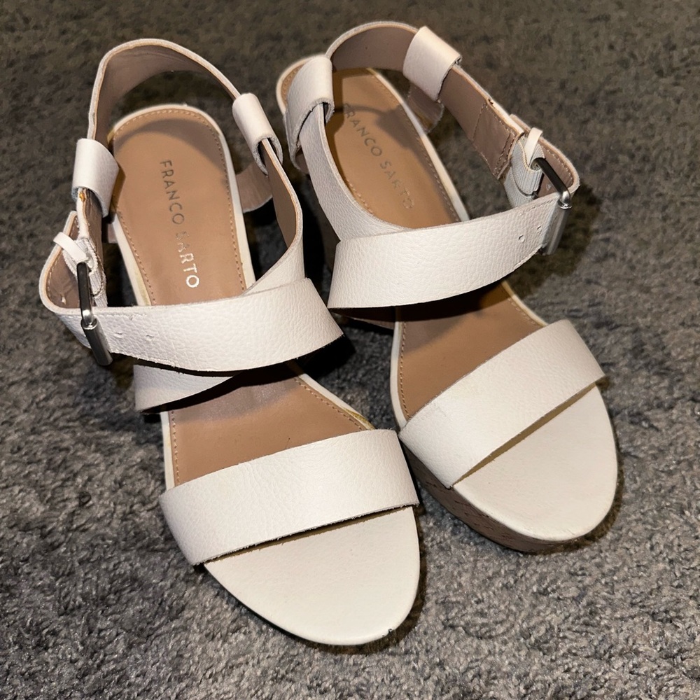 White wedges